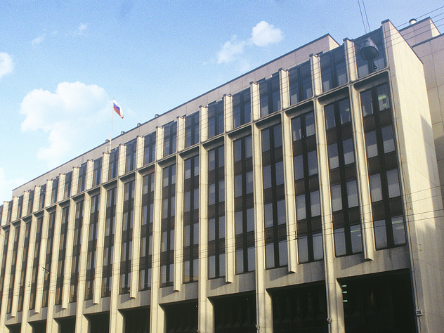 Совфед проверит наличие спорных учебников по истории в школах