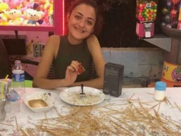 Турчанка набрала семь килограммов за 23 минуты