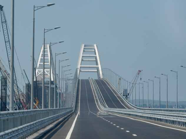 Туристы из Украины в восторге от Крымского моста