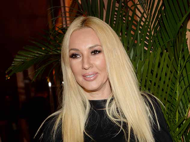 Телеведущая Лера Кудрявцева долго не решалась на фотосессиюдля новорожденной дочери