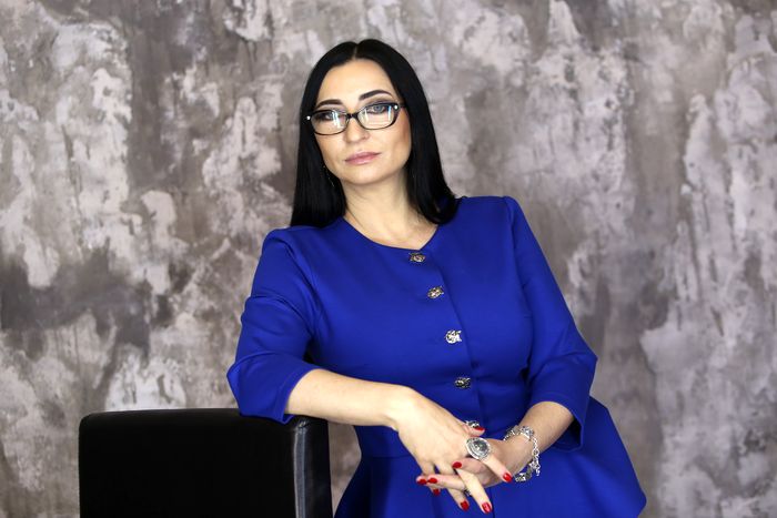 Ясновидящая, таролог, психолог Марианна Абравитова