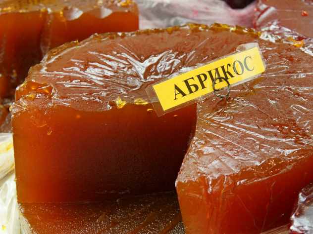 Россияне стали активнее кушать мармелад и леденцы