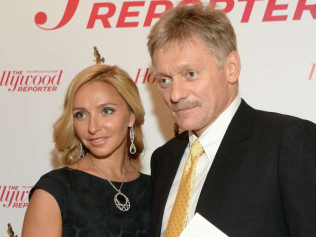 Навка поздравила Пескова с годовщиной