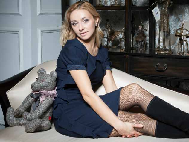 Навка сфотографировалась с детьми Пескова