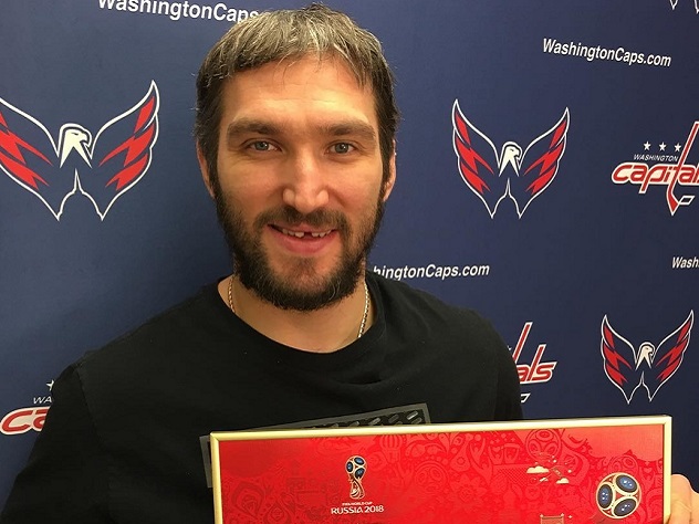 Что у Александра Овечкина с зубами