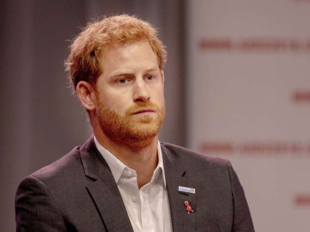 Принц Гарри признался в любви к мачехе