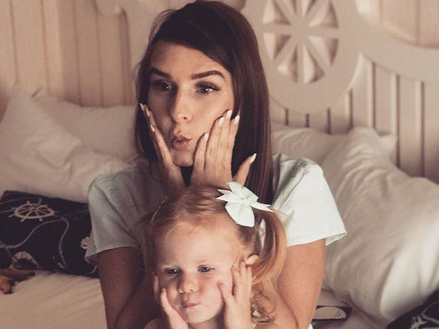 Софи оставит о себе на память пачку писем