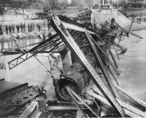 Крушение моста в Мюнхенштайне