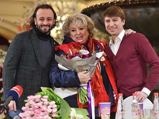 Коллекция Тарасовой с фигурным катанием