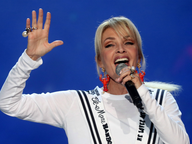 Лайма Вайкуле уезжает из Латвии