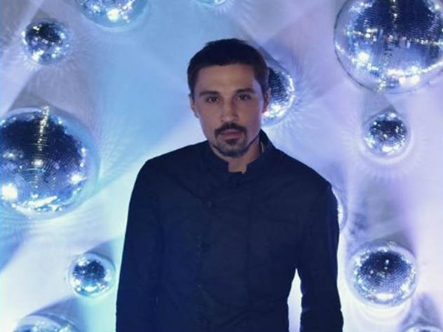 Дима Билан под дождем