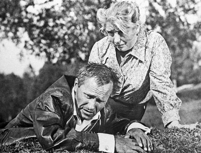 Лидия Федосеева и Василий Шукшин на съемках фильма «Калина красная». Фото: ИТАР-ТАСС