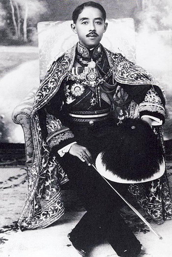 Принц Чакрабон стал руководить армией страны. Источник: wikimedia.org