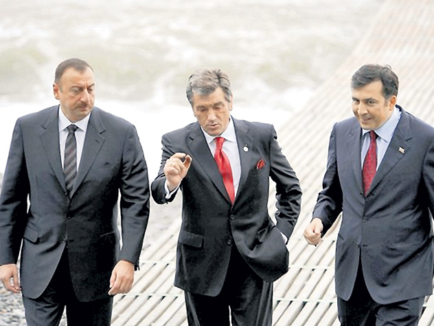 Ильхам Алиев с Виктором Ющенко и Михаилом Саакашвили