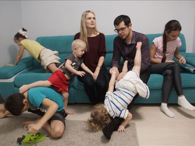 Помощь многодетным семьям