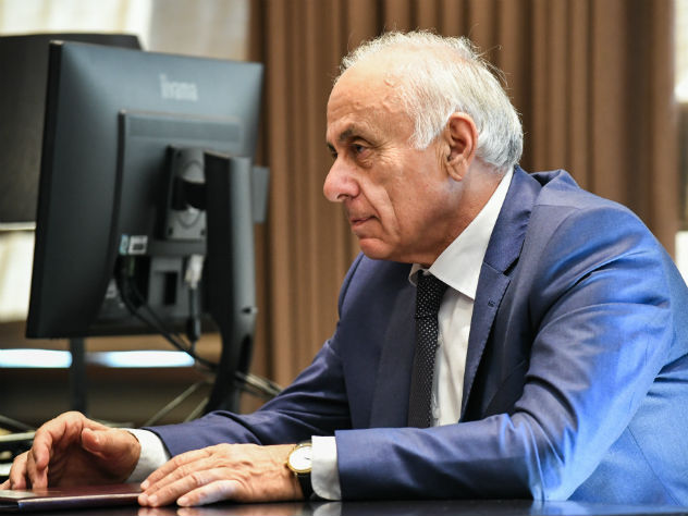 Премьер-министр Абхазии погиб в ДТП - Геннадий Гагулия