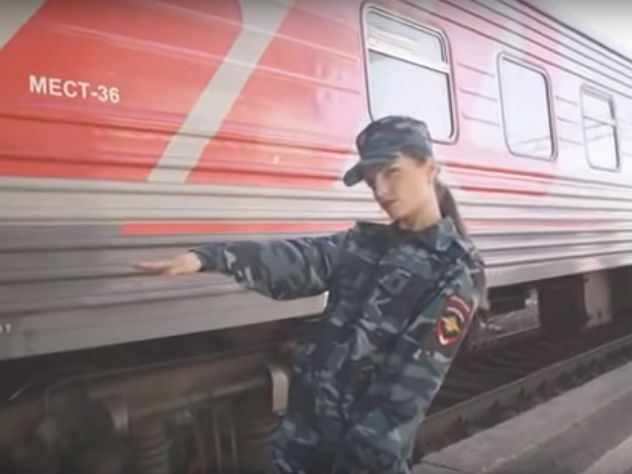 Вирусный клип с полицейскими - полиция на транспорте