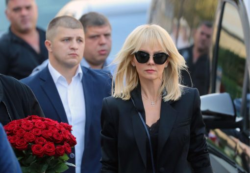 Валерия на прощании с Кобзоном