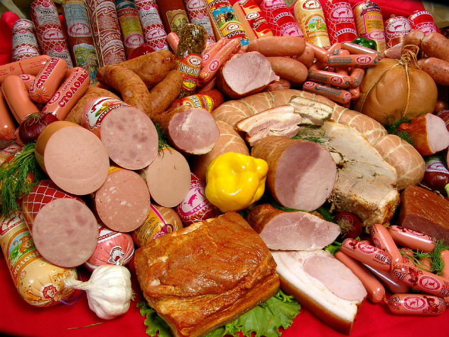 Производители колбасы предупредили россиян о росте цен