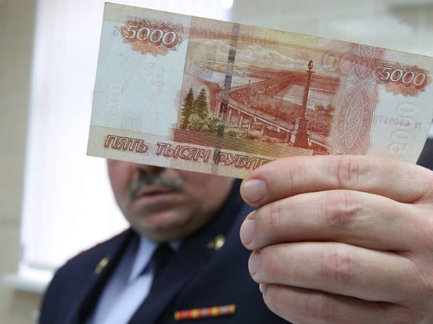 В Дагестане задержали крупных фальшивомонетчиков