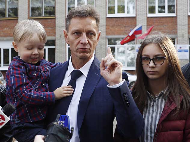 Сипягин побеждает Орлову во Владимирской области