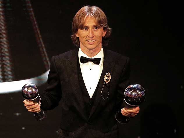 Лука Модрич - лучший футболист года по версии FIFA