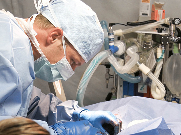 Операция под наркозом