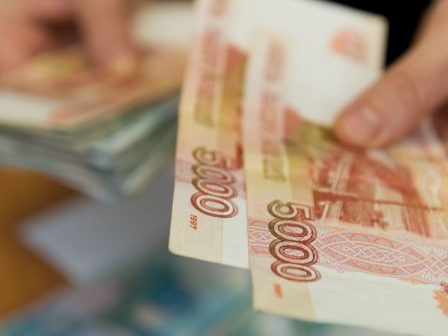 Курс рубля растет