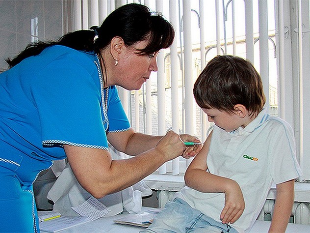 С семи лет, утверждают эксперты, проба Манту ребенку не нужна