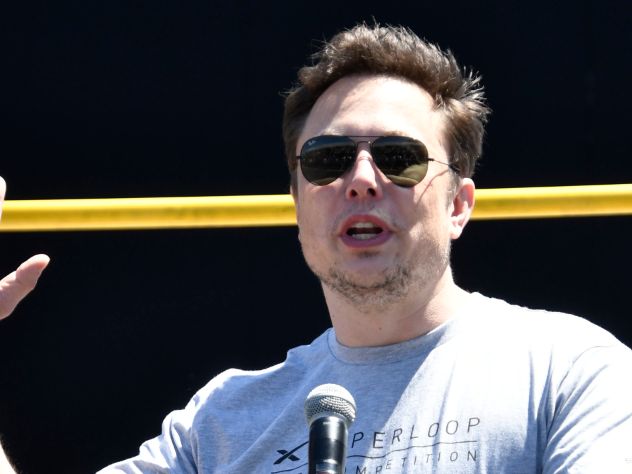 Илона Маска подорзревают в мошенничестве