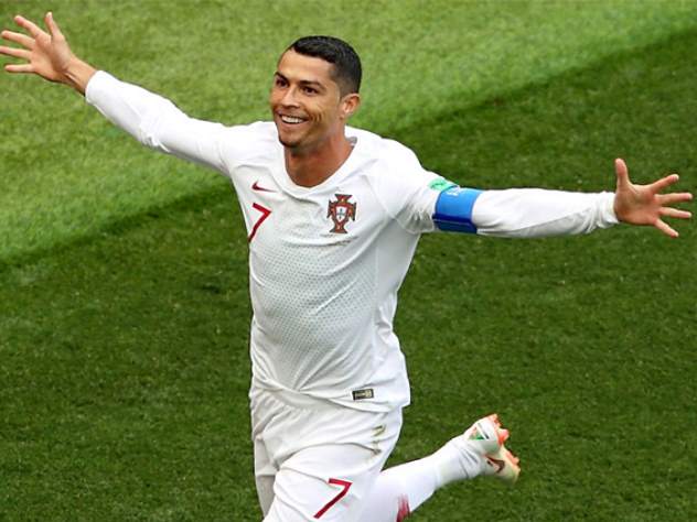 Месси признал Роналду одним из лучших игроков FIFA-2018