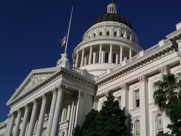 Сенатор-республиканец подготовил законопроект о снятии части санкций США с России