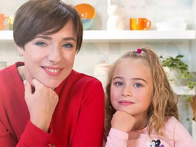 Дочку Тутты Ларсен сравнили со звездой "Игры престолов" Эмилией Кларк