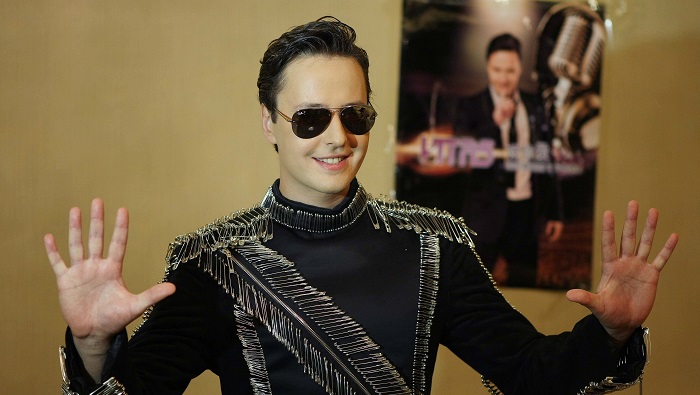 Витас стал платиновым блондином 