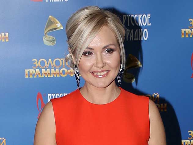 Ведущая "Давай поженимся" Василиса Володина успокоила подписчиков