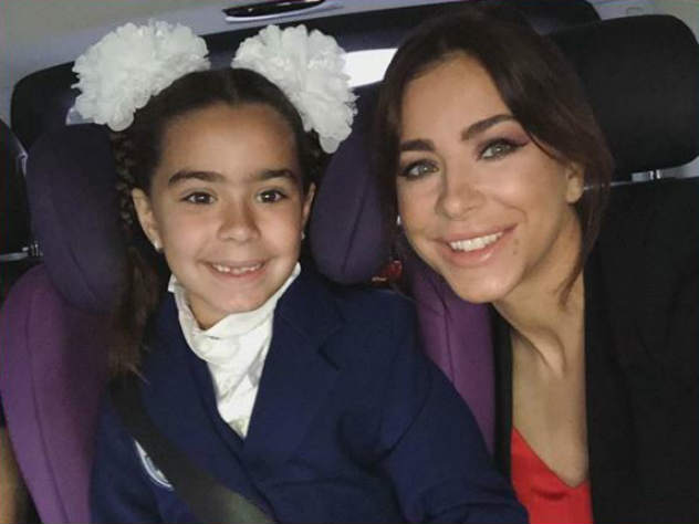 Ани Лорак с дочкой