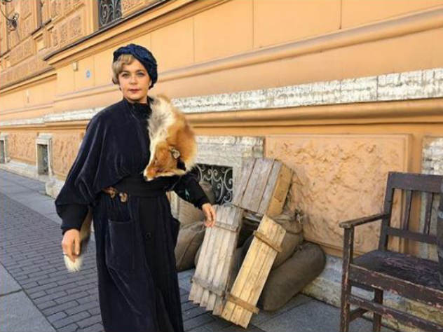 Ирина Пегова в сериале «Цыпленок жареный»