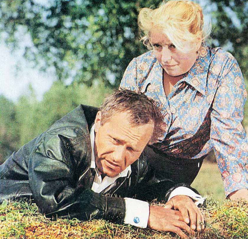 Василий Шукшин и Лидия Федосеева-Шукшина в фильме «Калина красная», 1973 год