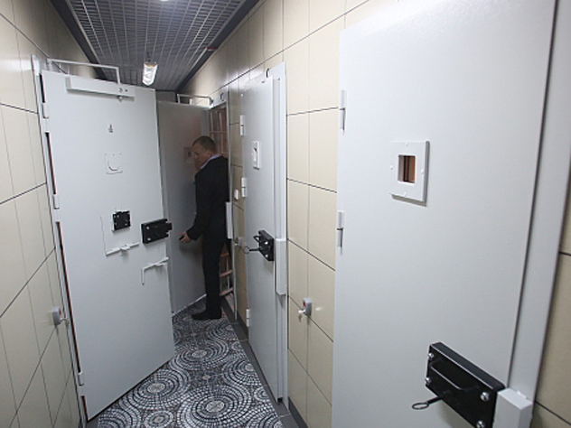 Полиция проверяет показания задержанного.