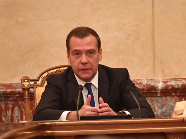 Медведев поддержал наказание для покинувших место ДТП