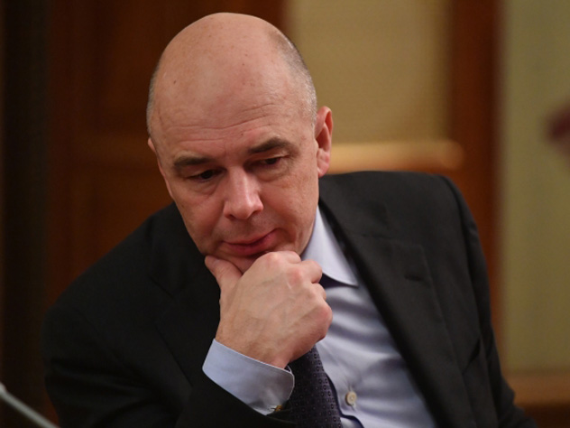 Антон Силуанов успокоил закупивших доллары россиян