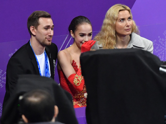 Алина Загитова на Олимпийских играх вместе с Тутберидзе и Глейхенгаузом