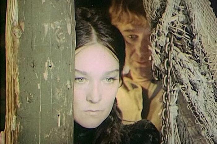 Кадр из фильма «Тени исчезают в полдень», 1971 г.