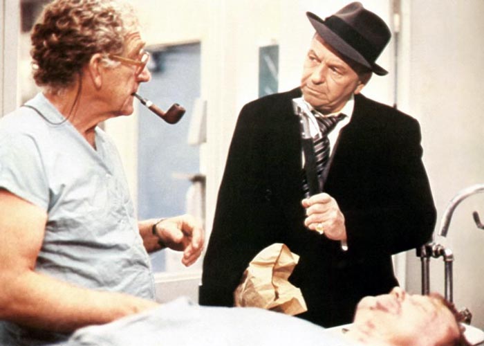 Фрэнк Синатра (справа) в фильме «Первый смертный грех», 1980 г.