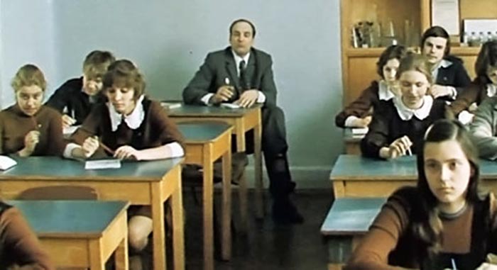 Кадр из фильма «Ключ без права передачи», 1976 г.
