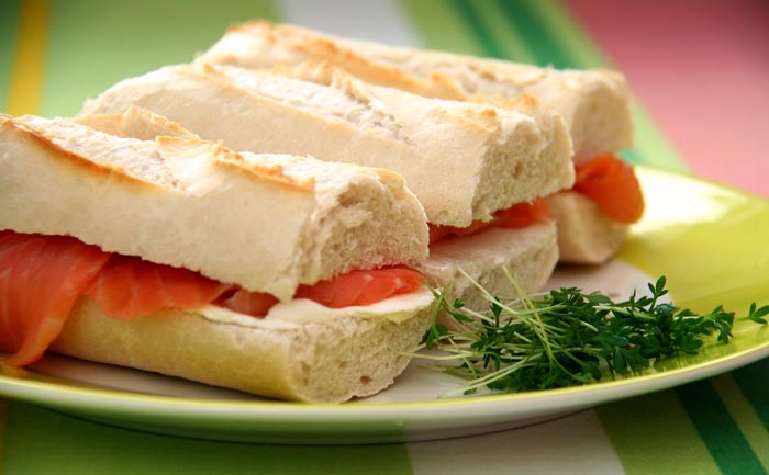 Сэндвич может быть и вегетарианским — без мяса и колбасы, только с овощами. Фото: wikimedia.org