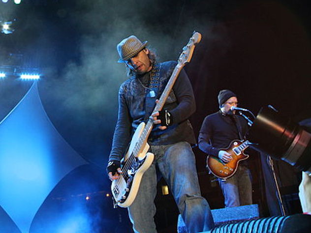 3 doors down todd harrel