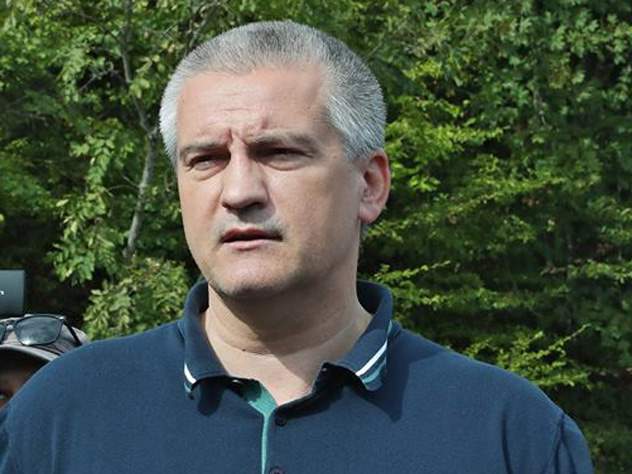 Аксенов рассказал о выплатах пострадавшим в Керчи