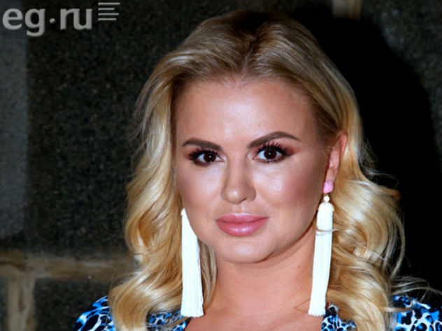 Новое видео Анны Семенович - инстаграм**