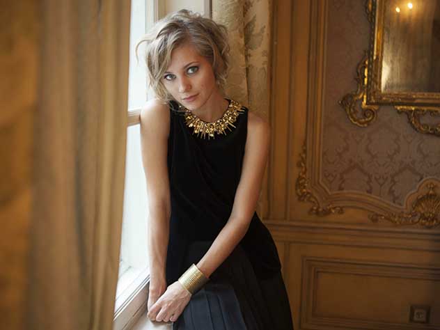 Кристина Асмус об отмене спектакля - театр Ермоловой